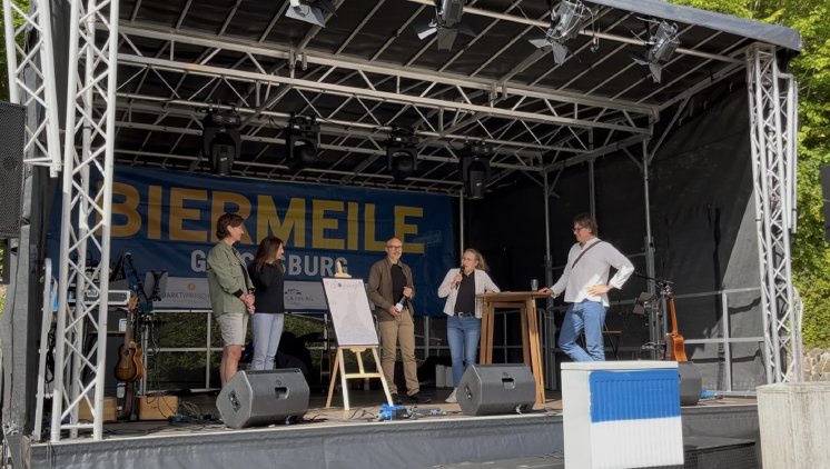 Enthüllung_Wimmelbild_c_glc-rasmusroeschmann (1).jpeg