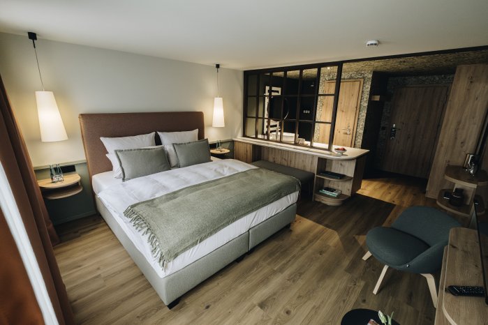 Gesamtansicht Zimmer Ochsen 2.jpg