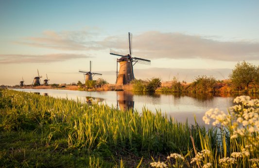 Kinderdijk-Niederlande_copyright Getty Images_WINDROSE Finest Travel.jpg
