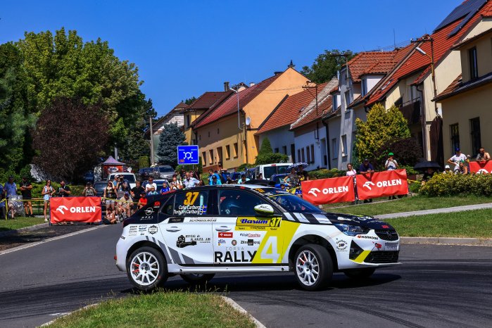 OpelTakesEuropeanRallyJuniorChampionshipwithCalleCarlberg (1).JPG