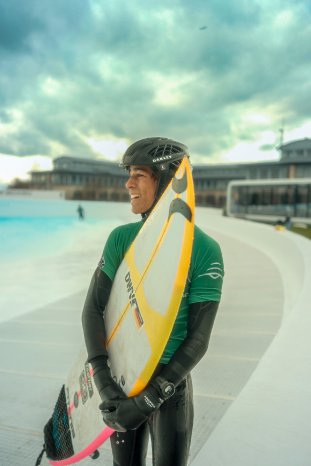 Junior Surfteam D und Frankreich Bjoern Lentfoehr4.JPG