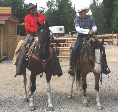 Zwei Cowboys_Old West Guest Ranch.jpg