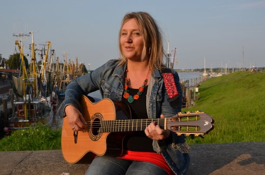 2026-02-07 bettina-goeschl-pressefoto-holger-bloem-2.jpg