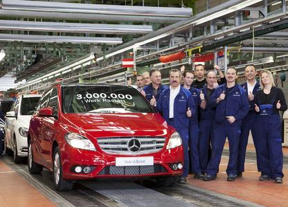 Mercedes Benz Werk Rastatt Fertigt 3 Millionstes Fahrzeug Daimler Ag Pressemitteilung Lifepr Mercedes Benz Werk Rastatt Fertigt 3 Millionstes Fahrzeug Daimler Ag Pressemitteilung Lifepr