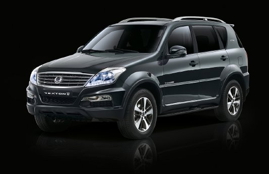 SsangYong_Rexton_Executive_300dpi.jpg