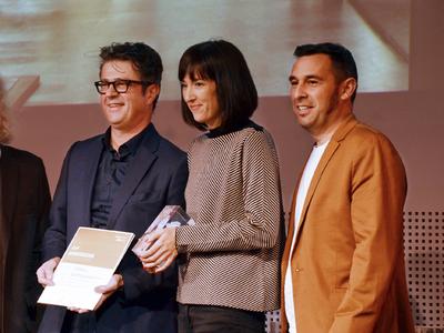 Alessi und Gassner-Redolfi bei der Preisübergabe in Wien / Foto: Darko Todorovic