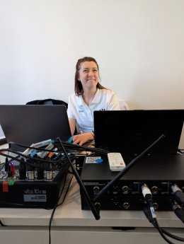 Deutsches-Energieberater-Netzwek-DEN-ev-Anna-Froehlich-Akademieleitung-macht-die-hybride-Veranst.jpg
