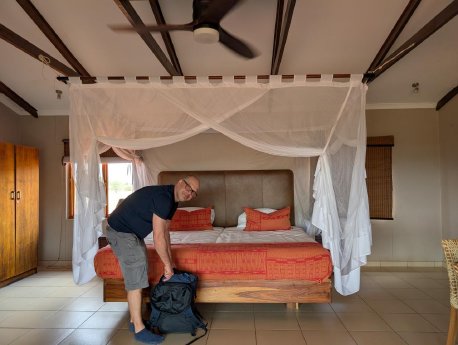 bagatelle-savannah-chalet-tobias-unterwegs.jpg