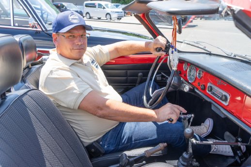 Frank-Sodermanns-Karmann-Ghia.jpg