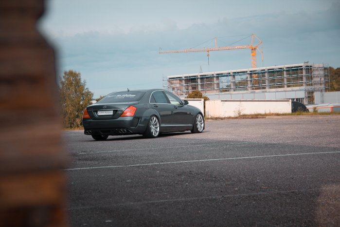 Mercedes Benz Corspeed Deville Bild 9.jpg