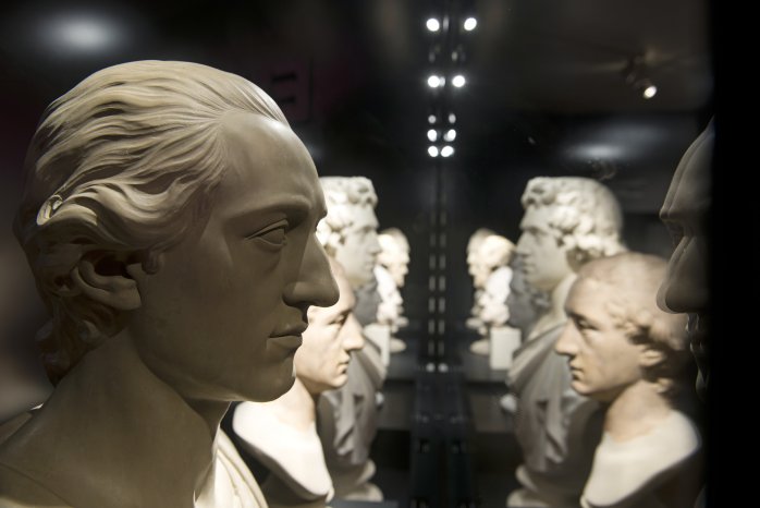 Goethe-Buesten, Goethe-Nationalmuseum, Foto Maik Schuck, KSW (5).jpg