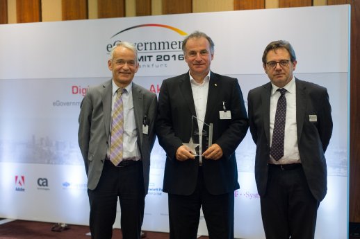 eGovernment-Summit_CIO-des-Jahres-2016.jpg