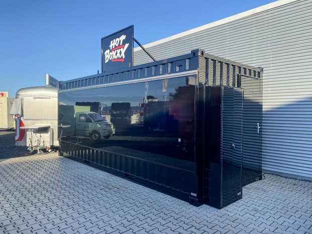 HOTBOXXX-CONTAINER-ROKA-02.jpeg