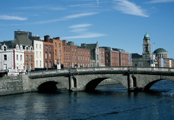 Irland - Dublin Liffey Fluss.jpg