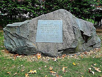 Gedenkstein für Kriegsdienstverweigerer (Tavistock Square, London) © Foto: Tim Tregenza/Wikimedia Commons (CC BY-SA 3.0)