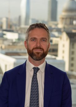 DuncanLamontSchroders.jpg