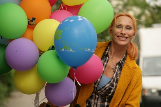 Bella_Casa-Hier_zieht_keiner_aus (2).jpeg