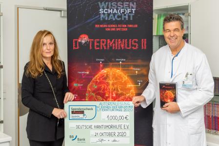 1.000 Euro gehen an die Deutsche Hirntumorhilfe e.V. / Bild: Markus Kümmerle