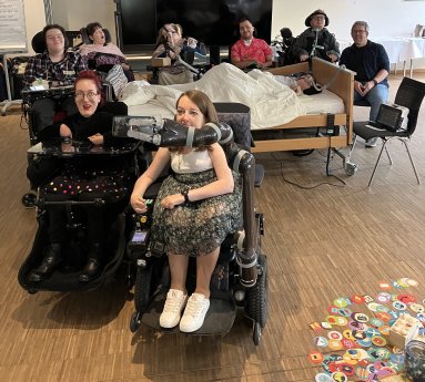 DKHV_PM_1oo2_junge Menschen.jpg