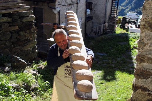 Brot im Aostatal_Foto_Lo Pan Ner_Marchetto Champorcher_web.jpg