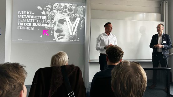 KI-Kompass_Weserbergland_Kick-off_Vortrag_Valisory.jpg