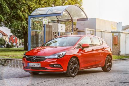 Saubere Sache: Ab sofort ist der Opel Astra auch mit besonders effizientem Erdgasantrieb bestellbar