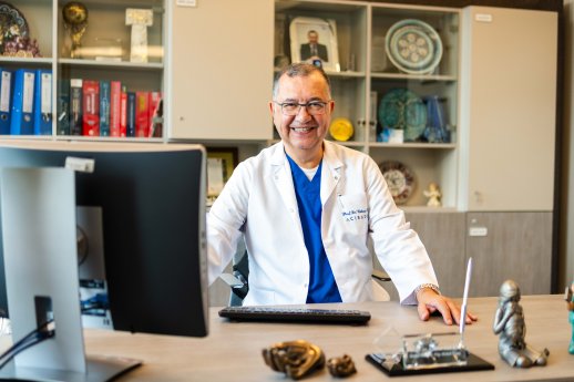 Prof. Dr. Bülent Tıraş.jpg