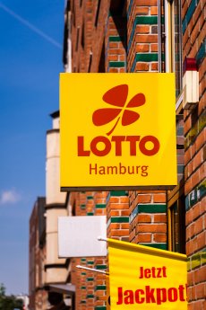 Lotto-AST-Schild_AST_Brunkhorst.jpg