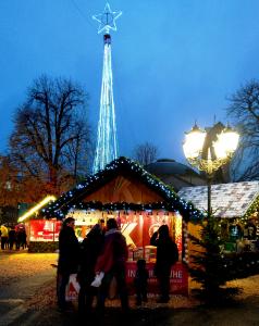 Kulturhütte auf dem Christkindlesmarkt Karlsruhe