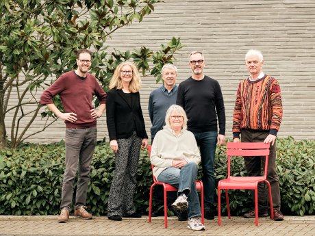 1000 Stühle Bäume - Team (c) Felix Gatermann.jpg