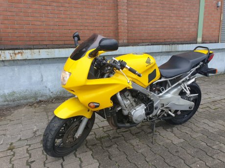 Motorrad- und Altauto-Verschrottung in Düsseldorf.jpg