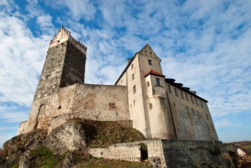 Burg katzenstein_SErino_klein.jpg