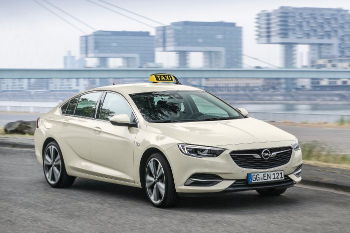 Opel-Taxi-504055.jpg