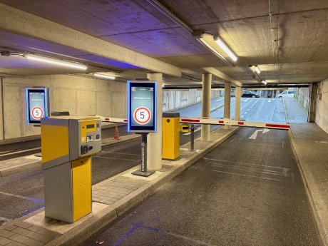 Ausfahrten_Tiefgarage Rheydt Markt©ParkenMG.jpg