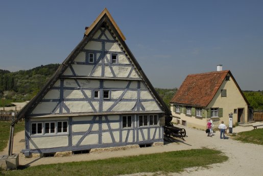 219-2019 Weberhaus aus Laichingen im Freilichtmuseum Beuren.JPG