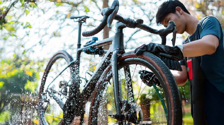 01)Fahrrad richtig reinigen im Frühling | Tipps zur Fahrradpflege & Tiefenreinigung.jpg