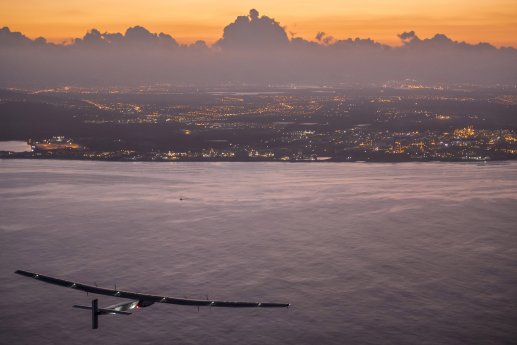 N24_Pressebild_Solar Impulse II - Im Solarflieger um die Welt.jpg
