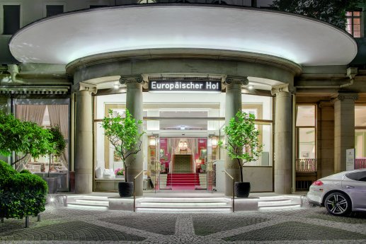 Hotel©Europäischer Hof Hotel Europa Heidelberg GmbH_Hoteleingang.jpg