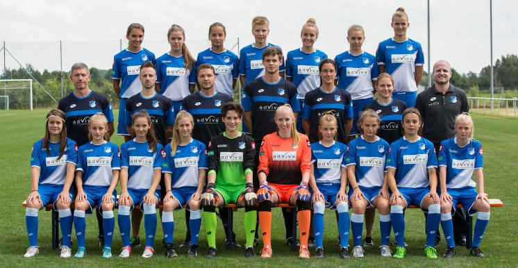 tsg-hoffenheim-teamfoto-U17frauen-2015.jpg