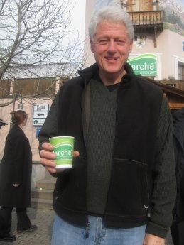 Bill Clinton im Marché Heidiland 2010.JPG