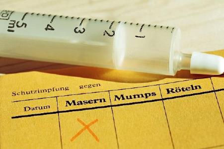Impfstoffe: Munition gegen Masern, Quelle: Shutterstock / Astrid Gast