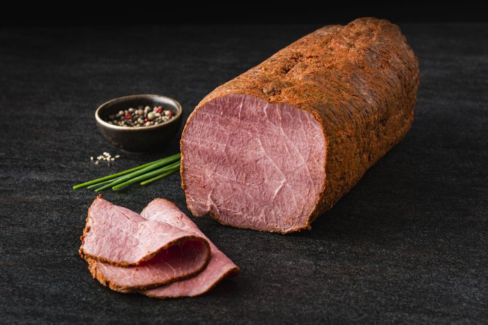 Pastrami Deluxe 1.jpg