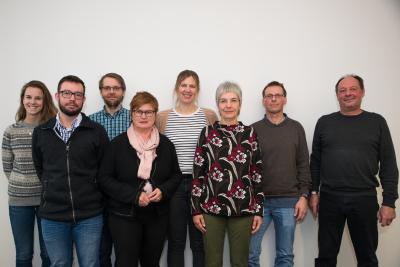 Haben die Kooperation zum Thema Sportabzeichen beschlossen (v.l.n.r.): Mareike Burmeister (LSB-Praktikantin Breiten- und Gesundheitssport), Linus Edwards (stellvertretender Geschäftsführer des LSB), Daniel Fangmann (Koordinator Breiten- und Gesundheitssport beim LSB), Prof. Dr. Karin Luckey (Rektorin der Hochschule Bremen), Anne Höppner (Trainerin BTV 1877), Angela Vanni-Frieling (Pressewartin BTV 1877), Ingo Heidrich (Hochschule Bremen) und Jürgen Frieling (Vorsitzender BTV 1877)