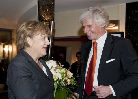 Atrium Hotel Mainz - Bundeskanzlerin Angela Merkel und GM Lothar Becker.jpg