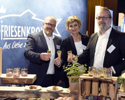 24-11 Friesenkrone PM Seafoodstar Foto Stand.jpg