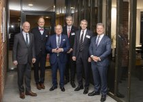 Neujahrsempfang 2023 der Reutlinger Kammern (v.l.n.r.): Landeshandwerkspräsident Rainer Reichhold, Joachim Eisert, Hauptgeschäftsführer der Handwerkskammer Reutlingen, Bundeswirtschaftsminister a. D., Prof. Dr. Helmut Haussmann, Christoph Heise, stellvertretender Hauptgeschäftsführer der IHK Reutlingen, Harald Herrmann, Präsident der Handwerks-