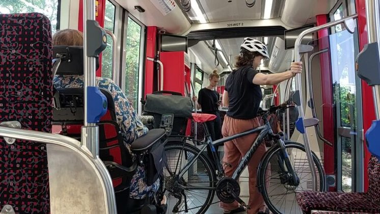 Fahrradmitnahme-4-768x432.jpg