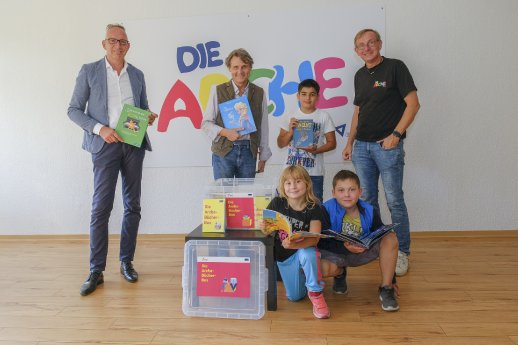 Buchgeschenke-fuer-starke-Kinder-c-Stiftung-Lesen-Mark-Bollhorst.jpg