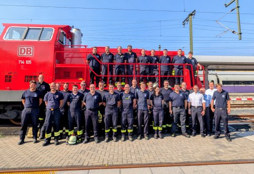 002 - Gruppenfoto.jpg