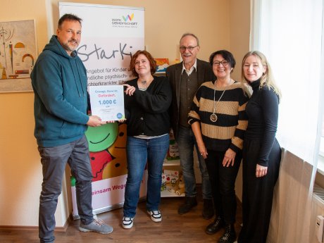 260324 T&C Stiftung Übergabe Urkunde Werkgemeinschaft eV_260325_115501_2.jpg